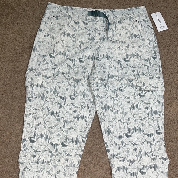 Athleta Trekkie Convertible Hike Pant Ethereal Bloom Magnolia White 22 - Picture 8 of 13
